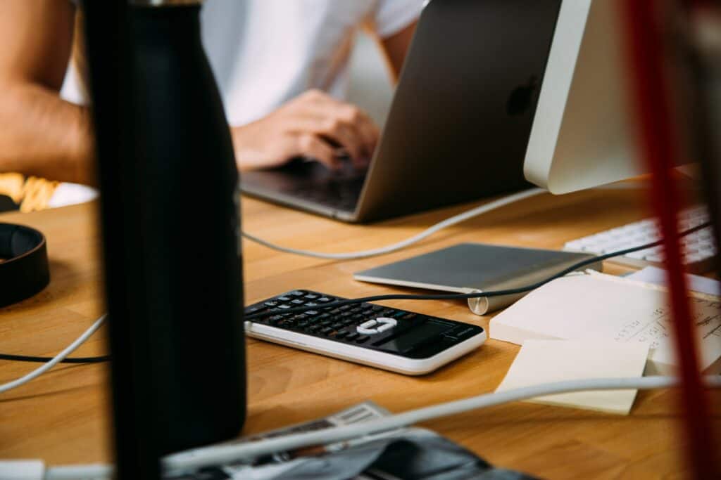 How to Hire a Fractional Controller and Save on Costs