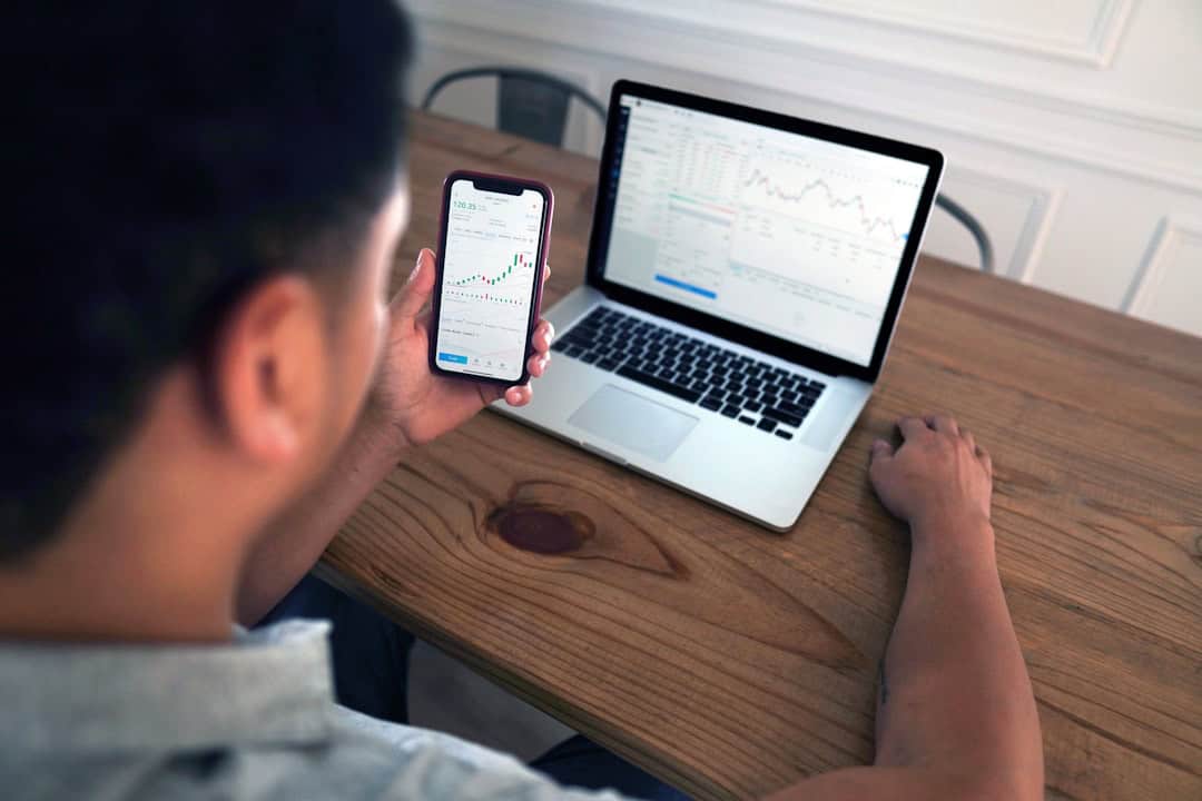 Fractional Financial Management: Maximizing Resources