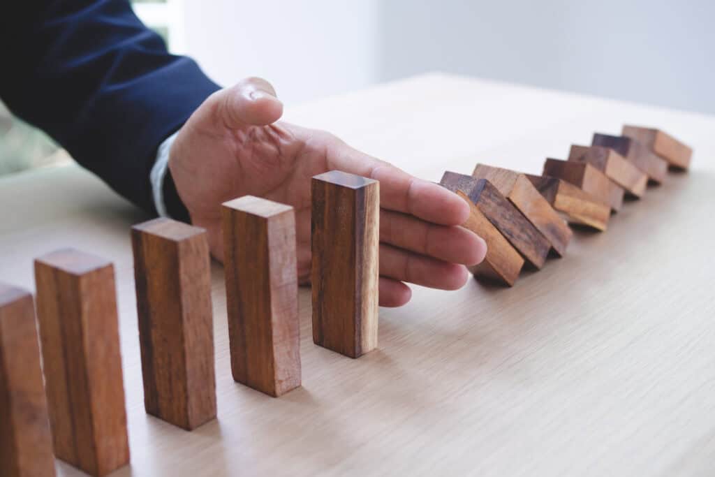 The Role of Fractional Controllers in Strengthening Financial Reporting
