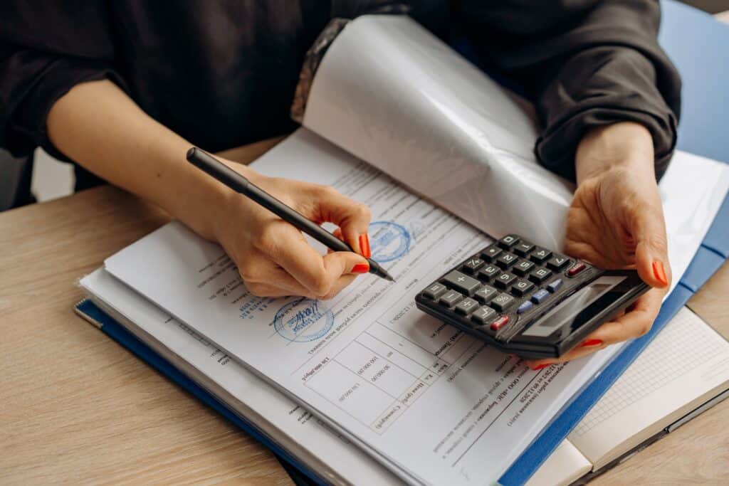 How Fractional Accounting Services Propel Small Businesses Forward