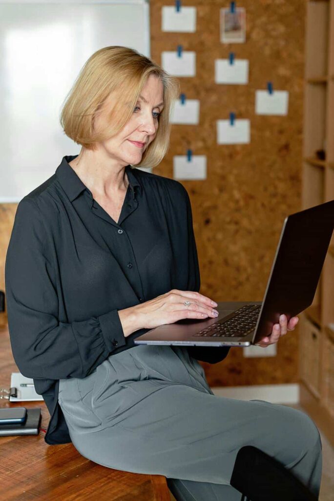 How a Virtual CFO can Support in Mergers and Acquisitions